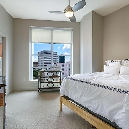 Upscale Condos And Penthouses Close To Canal And Bourbon St نيو أورلينز المظهر الخارجي الصورة