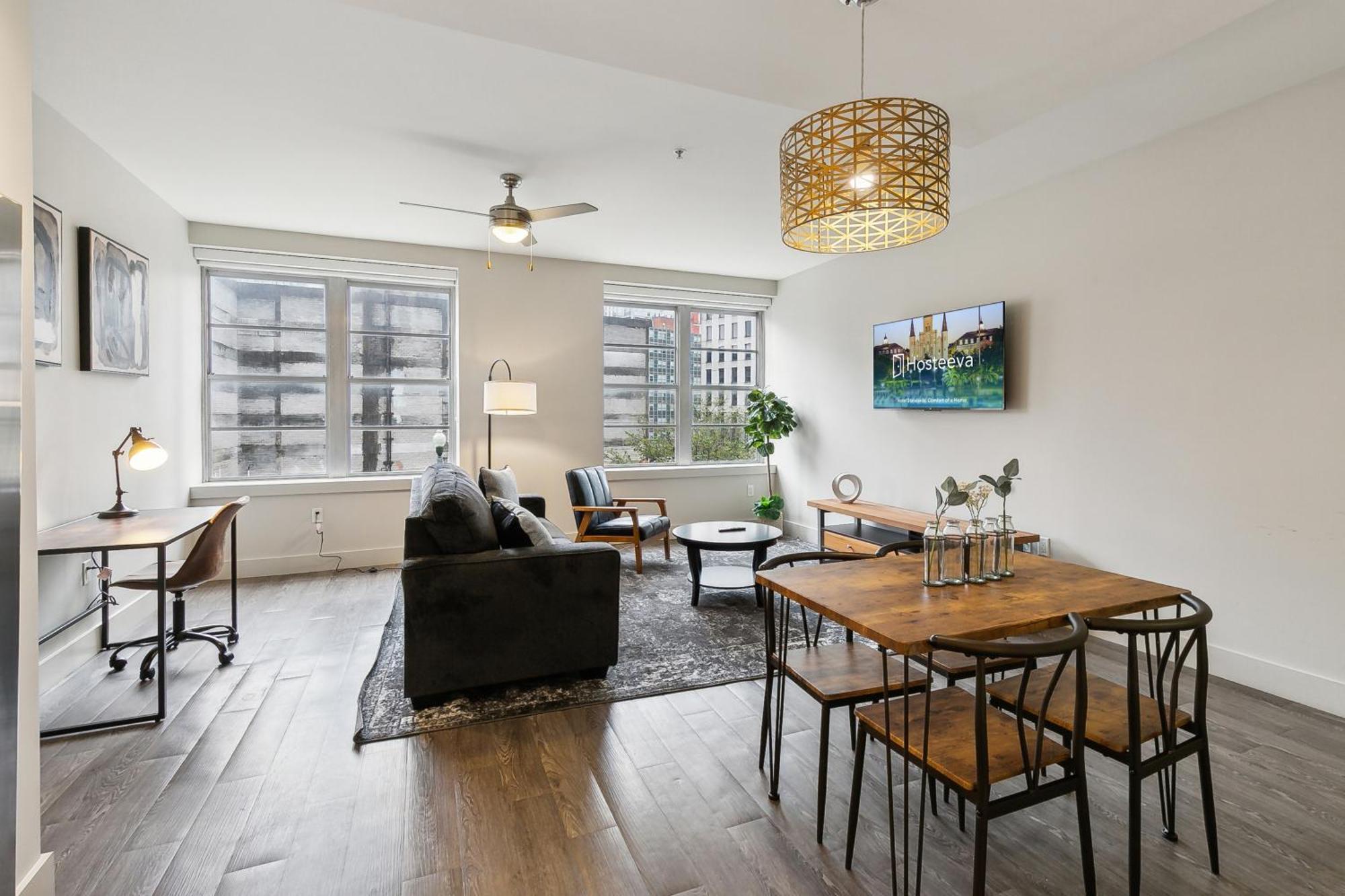 Upscale Condos And Penthouses Close To Canal And Bourbon St نيو أورلينز المظهر الخارجي الصورة