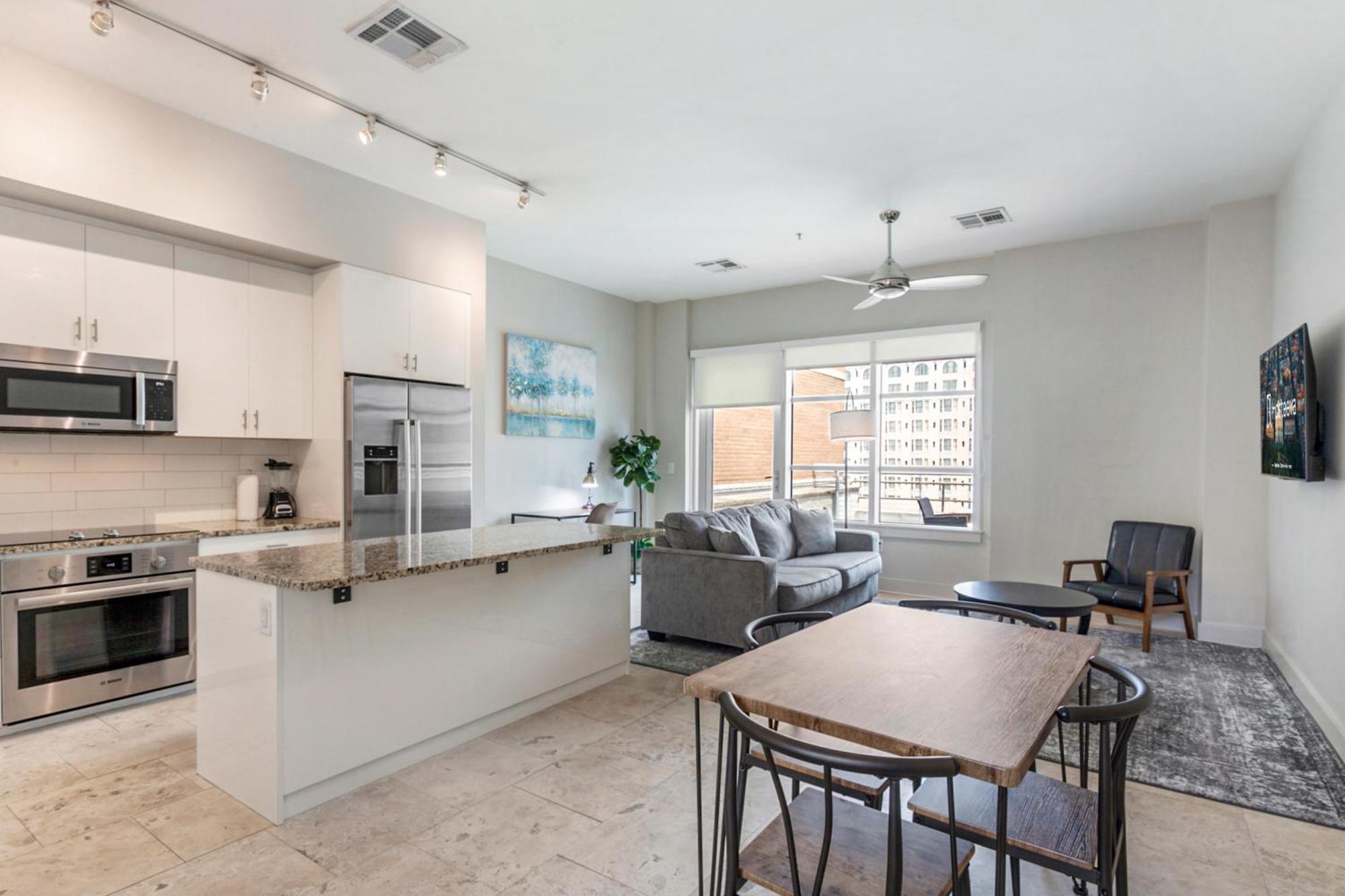 Upscale Condos And Penthouses Close To Canal And Bourbon St نيو أورلينز المظهر الخارجي الصورة