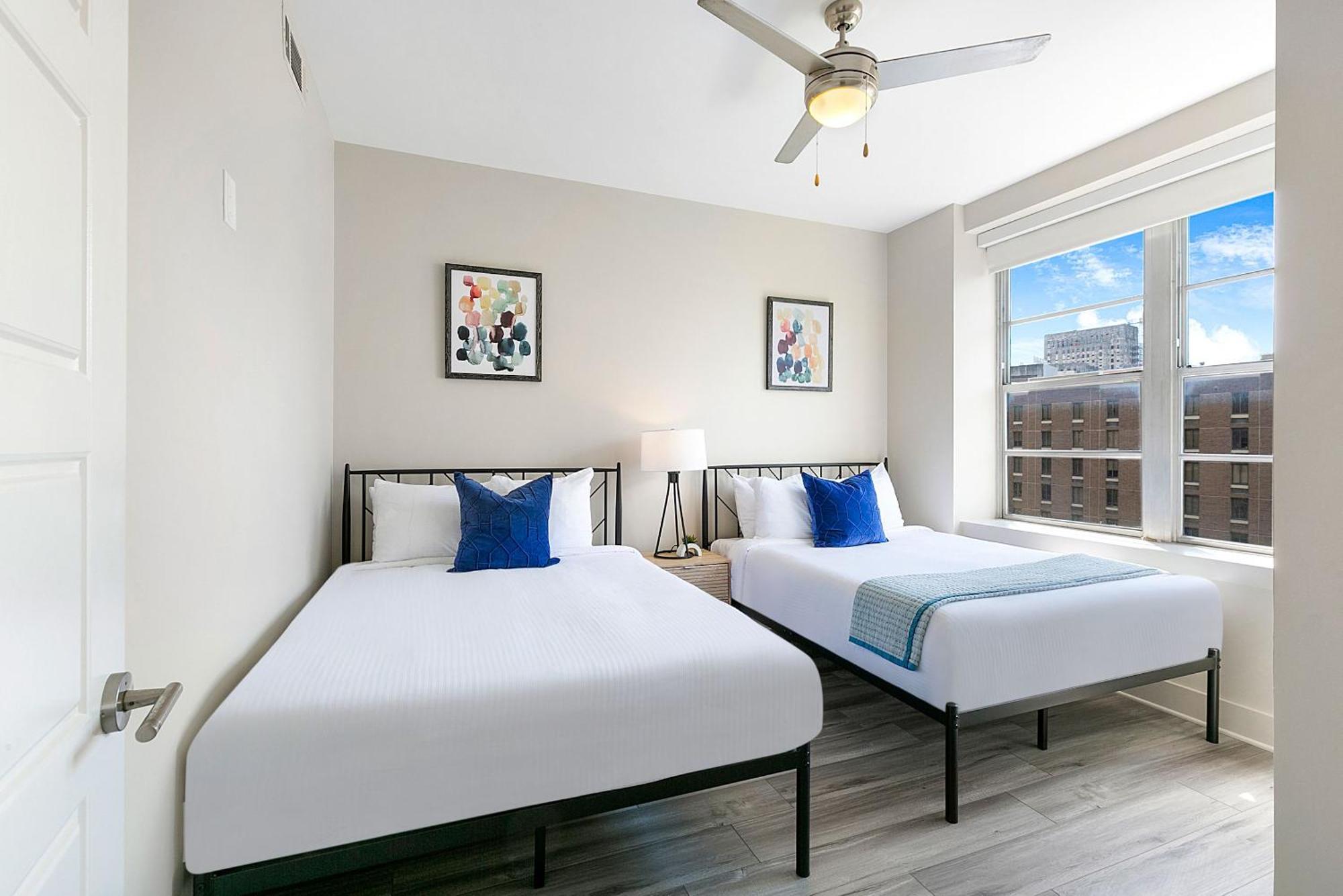 Upscale Condos And Penthouses Close To Canal And Bourbon St نيو أورلينز المظهر الخارجي الصورة