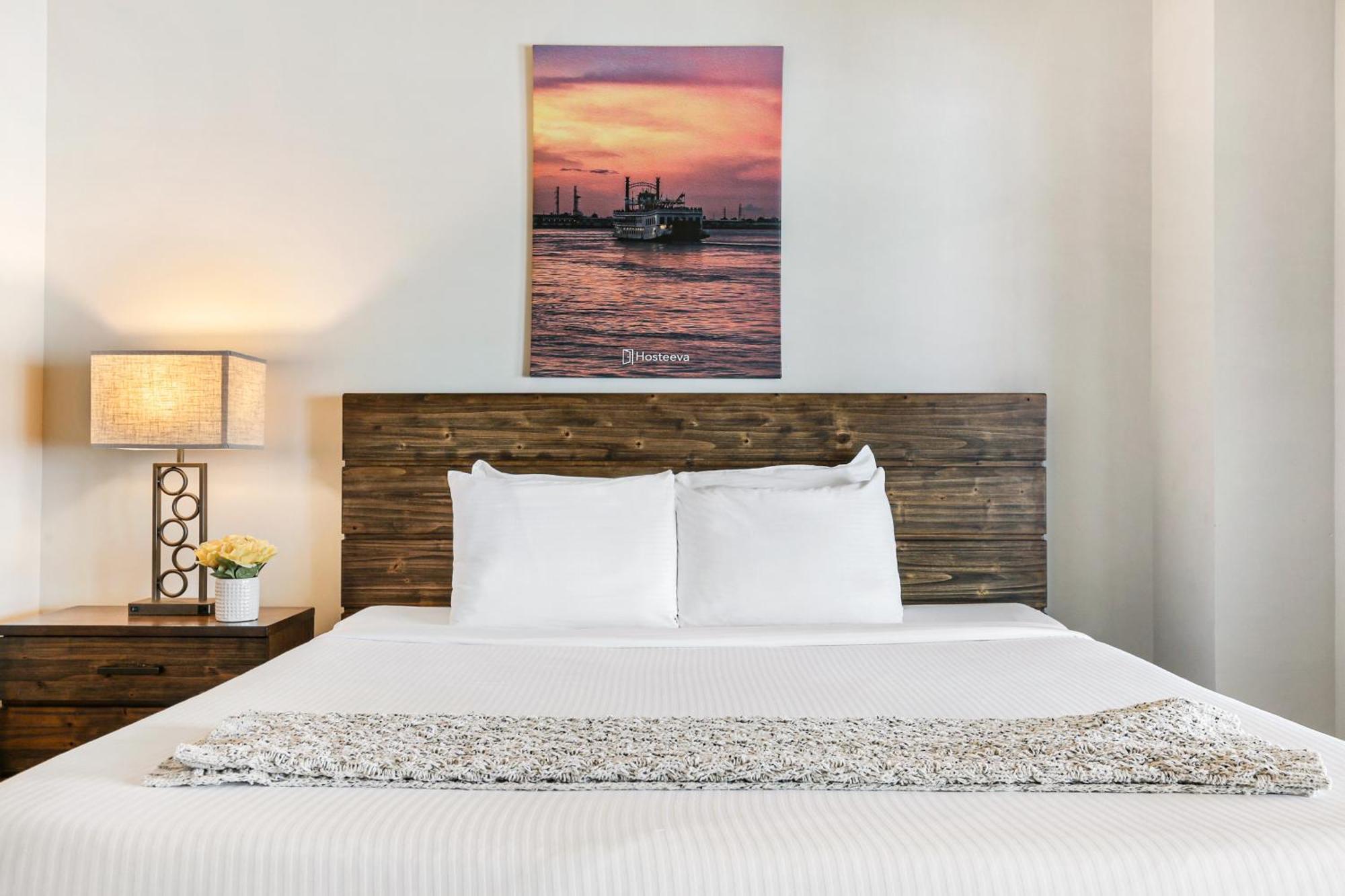 Upscale Condos And Penthouses Close To Canal And Bourbon St نيو أورلينز المظهر الخارجي الصورة